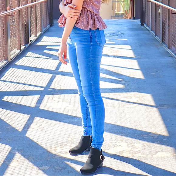 Classic Blue High Rise Skinny Jeans - Picture 4 of 7